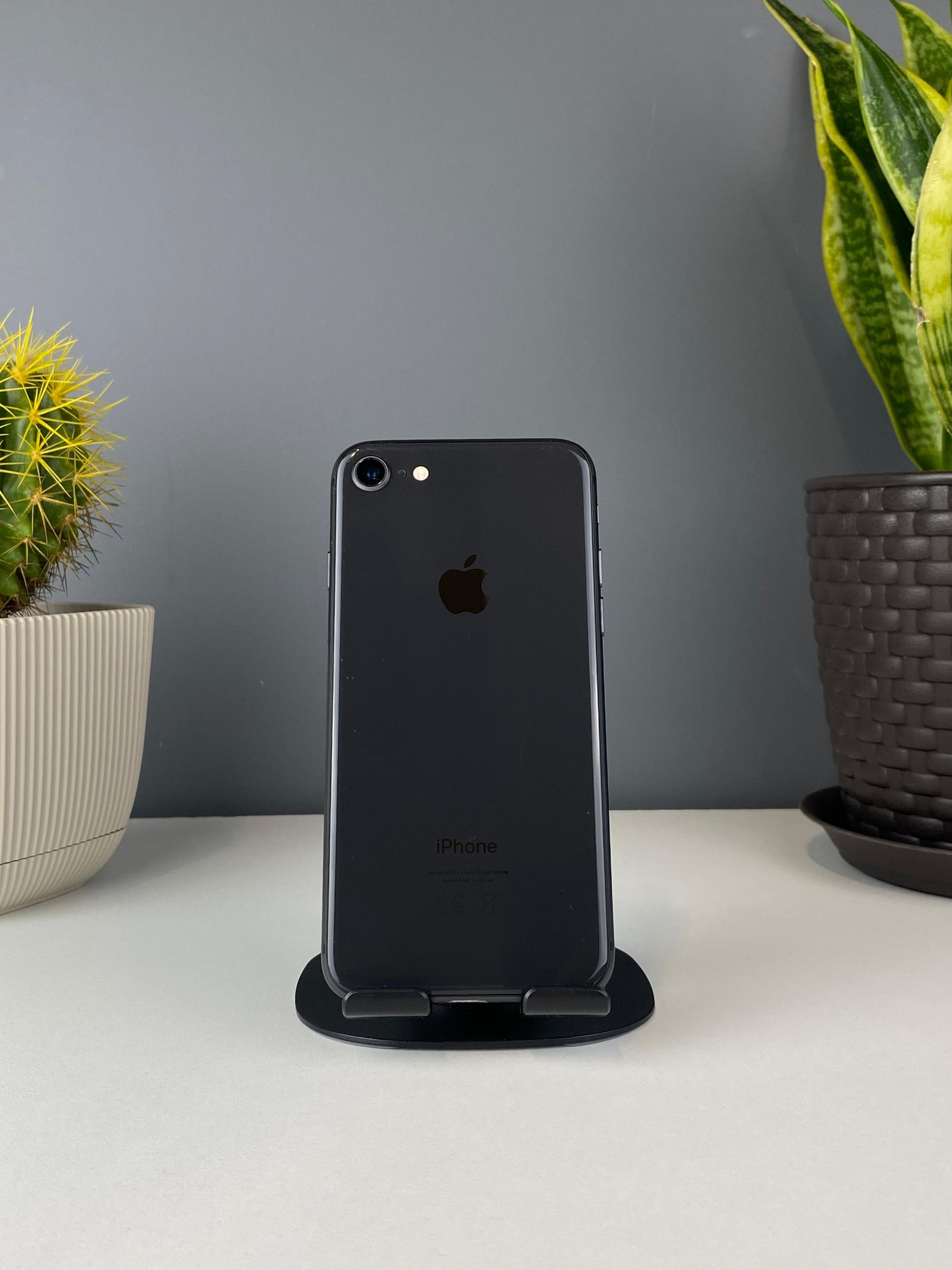 Купить б/у Apple iPhone 8 64GB чёрный арт. 90579 - магазин Ало-Ало