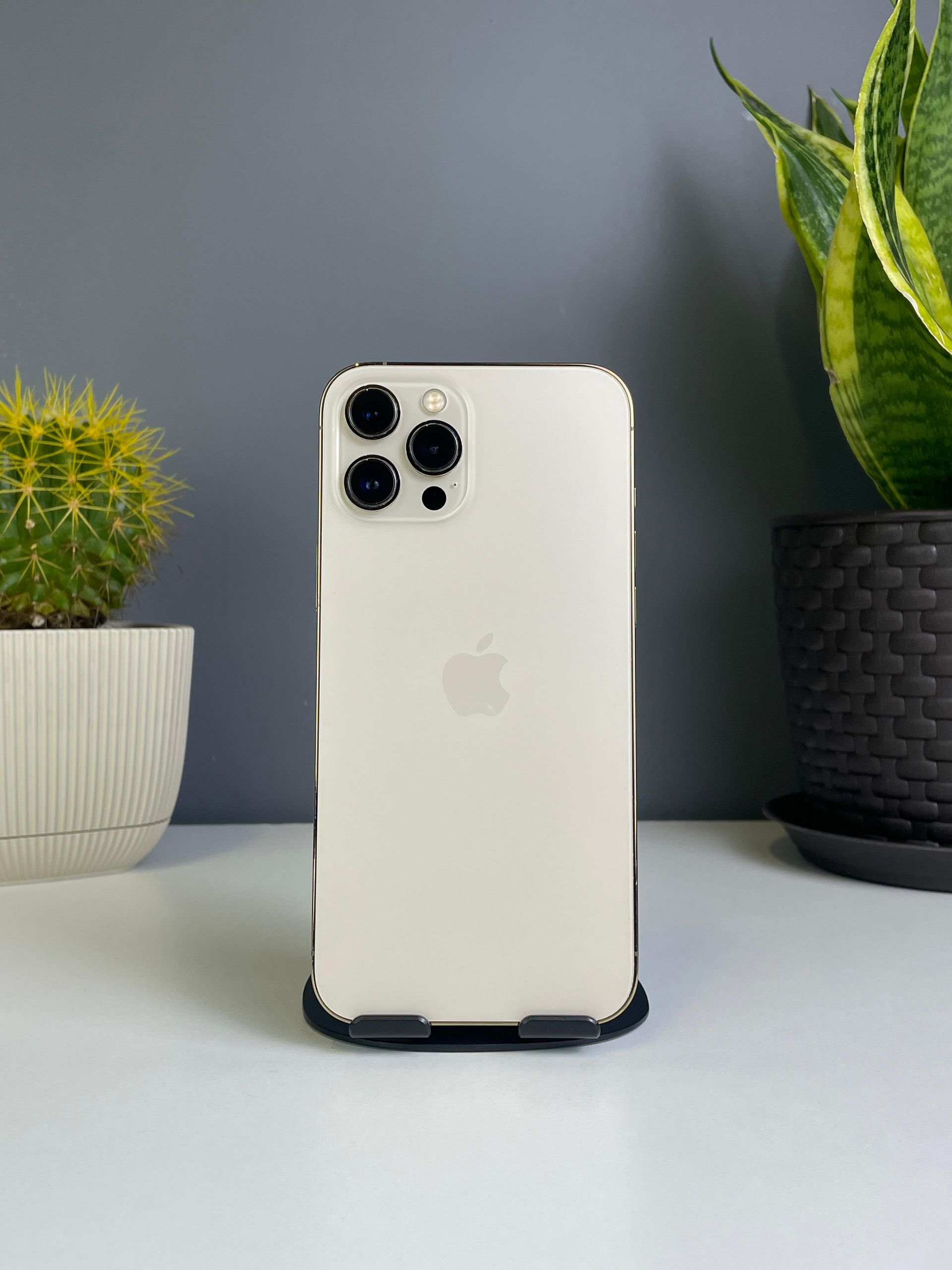 Купить б/у Apple iPhone 12 Pro 256GB золотистый арт. 79042 - магазин ...